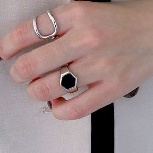 🔳Insta black geometric silver open ring